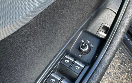 Audi A4, 2015 год, 1 475 000 рублей, 13 фотография