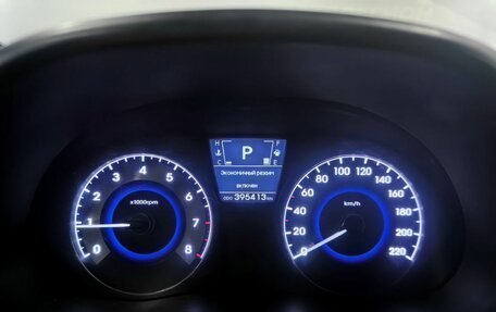 Hyundai Solaris II рестайлинг, 2013 год, 700 000 рублей, 17 фотография