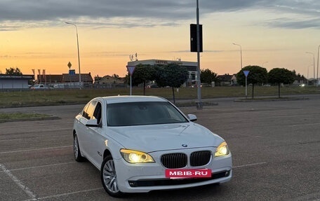 BMW 7 серия, 2009 год, 1 950 000 рублей, 4 фотография