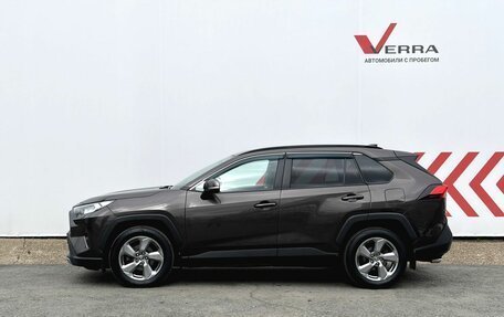 Toyota RAV4, 2020 год, 3 750 000 рублей, 2 фотография