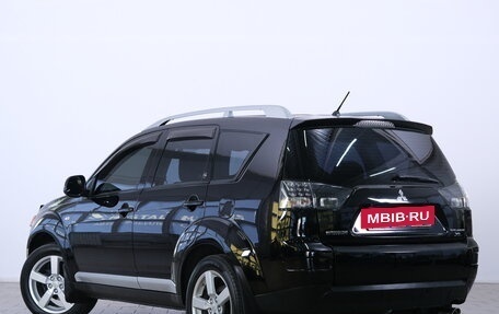 Mitsubishi Outlander III рестайлинг 3, 2007 год, 1 199 000 рублей, 4 фотография