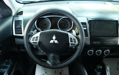 Mitsubishi Outlander III рестайлинг 3, 2007 год, 1 199 000 рублей, 11 фотография
