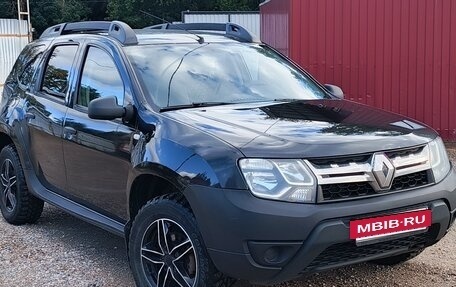 Renault Duster, 2017 год, 900 000 рублей, 4 фотография