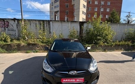 Hyundai Solaris II рестайлинг, 2014 год, 816 000 рублей, 1 фотография