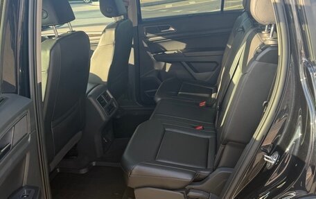 Volkswagen Teramont I, 2018 год, 3 000 000 рублей, 10 фотография