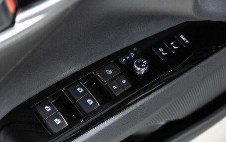 Toyota Camry, 2018 год, 2 299 000 рублей, 13 фотография