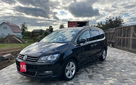 Volkswagen Sharan II, 2016 год, 1 700 000 рублей, 3 фотография