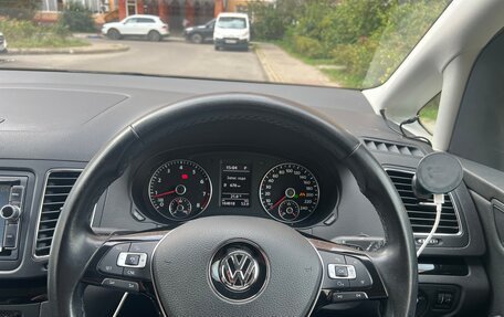 Volkswagen Sharan II, 2016 год, 1 700 000 рублей, 11 фотография