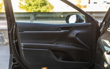 Toyota Camry, 2021 год, 2 998 000 рублей, 32 фотография