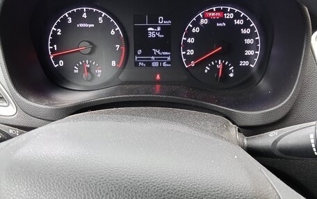 Hyundai Solaris II рестайлинг, 2017 год, 899 000 рублей, 5 фотография
