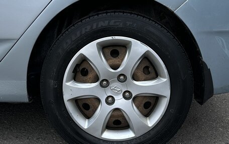 Hyundai Solaris II рестайлинг, 2011 год, 555 000 рублей, 16 фотография