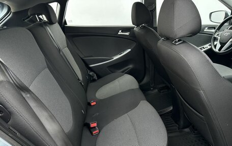 Hyundai Solaris II рестайлинг, 2011 год, 555 000 рублей, 14 фотография