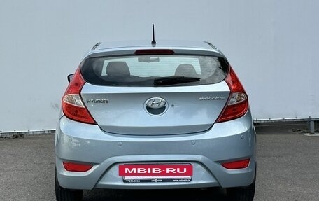 Hyundai Solaris II рестайлинг, 2011 год, 555 000 рублей, 6 фотография