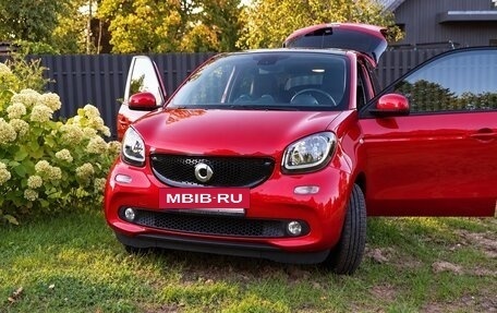 Smart Forfour II, 2016 год, 1 900 000 рублей, 3 фотография