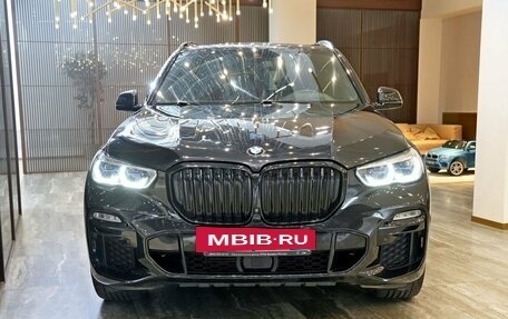 BMW X5, 2021 год, 9 000 000 рублей, 2 фотография
