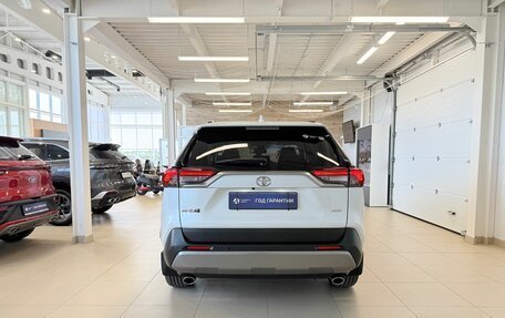 Toyota RAV4, 2020 год, 3 249 900 рублей, 5 фотография
