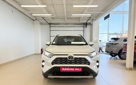 Toyota RAV4, 2020 год, 3 249 900 рублей, 9 фотография
