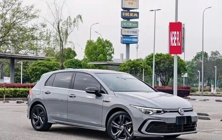 Volkswagen Golf VIII, 2023 год, 1 551 004 рублей, 3 фотография