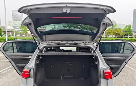 Volkswagen Golf VIII, 2023 год, 1 551 004 рублей, 22 фотография