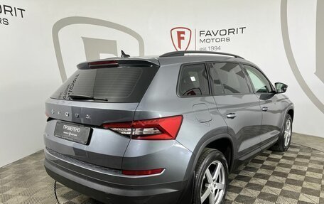Skoda Kodiaq I, 2021 год, 1 999 000 рублей, 6 фотография
