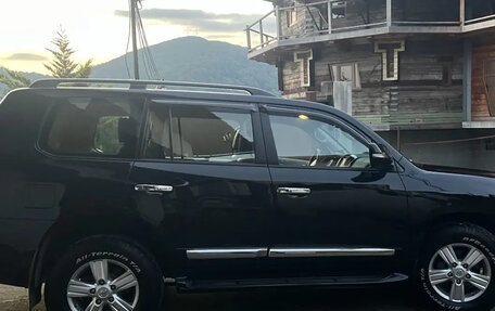 Toyota Land Cruiser 200, 2015 год, 5 100 000 рублей, 7 фотография