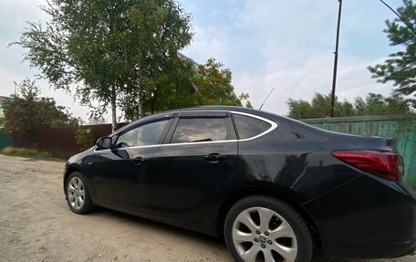 Opel Astra J, 2014 год, 850 000 рублей, 4 фотография