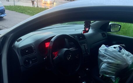 Volkswagen Polo VI (EU Market), 2011 год, 600 000 рублей, 8 фотография