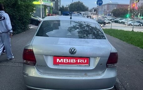 Volkswagen Polo VI (EU Market), 2011 год, 600 000 рублей, 2 фотография