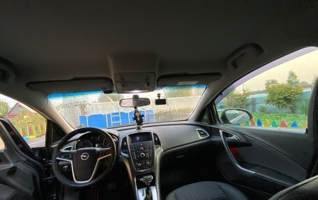 Opel Astra J, 2014 год, 850 000 рублей, 11 фотография