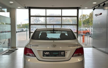 Hyundai Solaris II рестайлинг, 2015 год, 767 000 рублей, 5 фотография