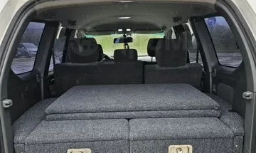 Toyota Land Cruiser Prado 120 рестайлинг, 2008 год, 2 700 000 рублей, 13 фотография