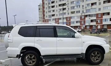 Toyota Land Cruiser Prado 120 рестайлинг, 2008 год, 2 700 000 рублей, 4 фотография
