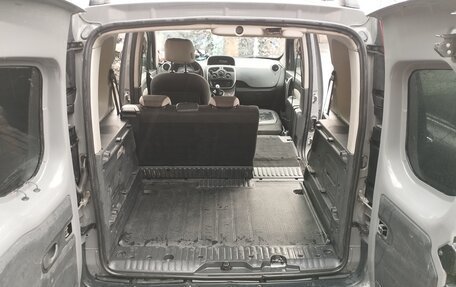 Renault Kangoo II рестайлинг, 2013 год, 890 000 рублей, 1 фотография
