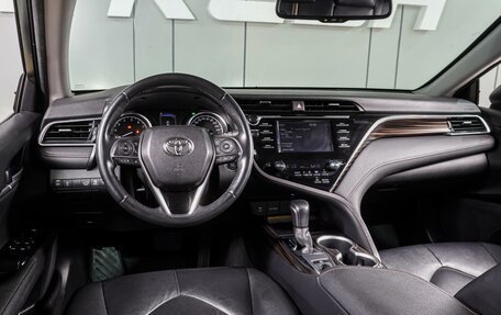 Toyota Camry, 2020 год, 2 749 000 рублей, 6 фотография