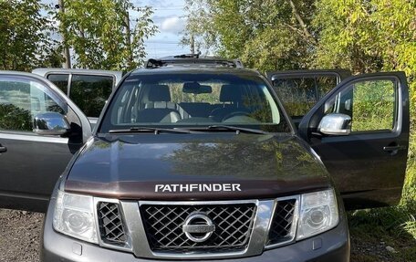 Nissan Pathfinder, 2011 год, 1 550 000 рублей, 12 фотография