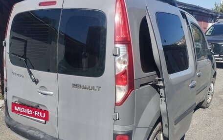 Renault Kangoo II рестайлинг, 2013 год, 890 000 рублей, 2 фотография
