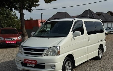 Toyota Regius, 2000 год, 890 000 рублей, 3 фотография