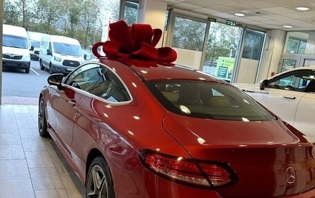 Mercedes-Benz C-Класс, 2018 год, 3 800 000 рублей, 2 фотография