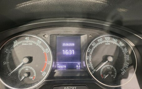 Skoda Rapid I, 2017 год, 900 000 рублей, 15 фотография