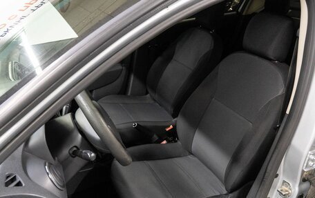 Renault Logan II, 2015 год, 590 000 рублей, 13 фотография