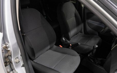 Renault Logan II, 2015 год, 590 000 рублей, 16 фотография