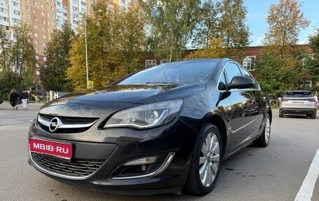 Opel Astra J, 2012 год, 850 000 рублей, 1 фотография