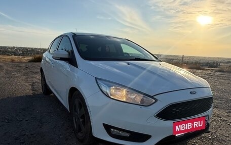 Ford Focus III, 2017 год, 990 000 рублей, 2 фотография