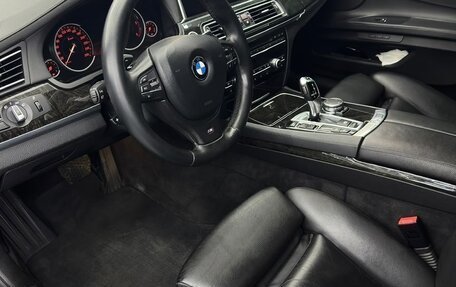 BMW 7 серия, 2013 год, 3 000 000 рублей, 9 фотография