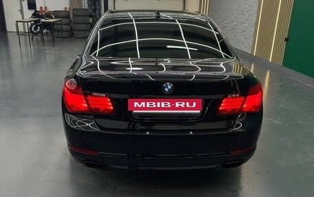 BMW 7 серия, 2013 год, 3 000 000 рублей, 2 фотография