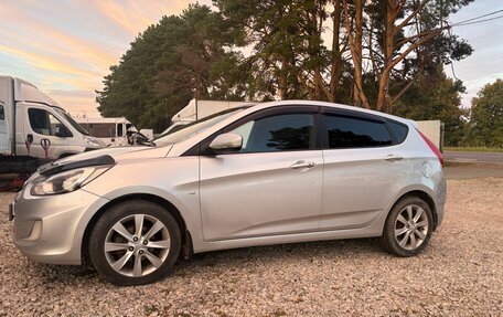 Hyundai Solaris II рестайлинг, 2012 год, 765 000 рублей, 1 фотография