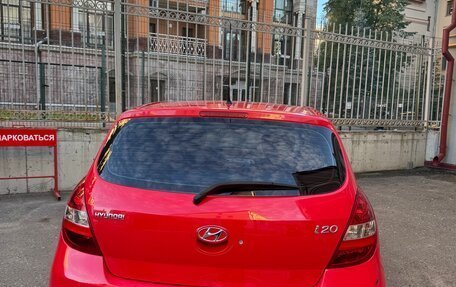 Hyundai i20 IB рестайлинг, 2010 год, 650 000 рублей, 3 фотография