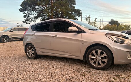 Hyundai Solaris II рестайлинг, 2012 год, 765 000 рублей, 4 фотография