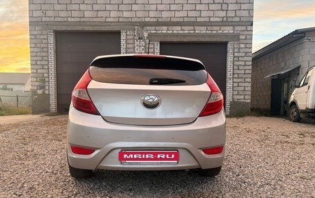 Hyundai Solaris II рестайлинг, 2012 год, 765 000 рублей, 3 фотография