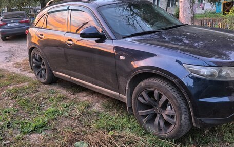 Infiniti FX I, 2006 год, 700 000 рублей, 3 фотография
